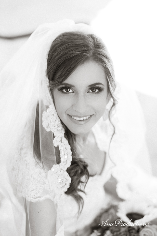 Black and white bridal portrait